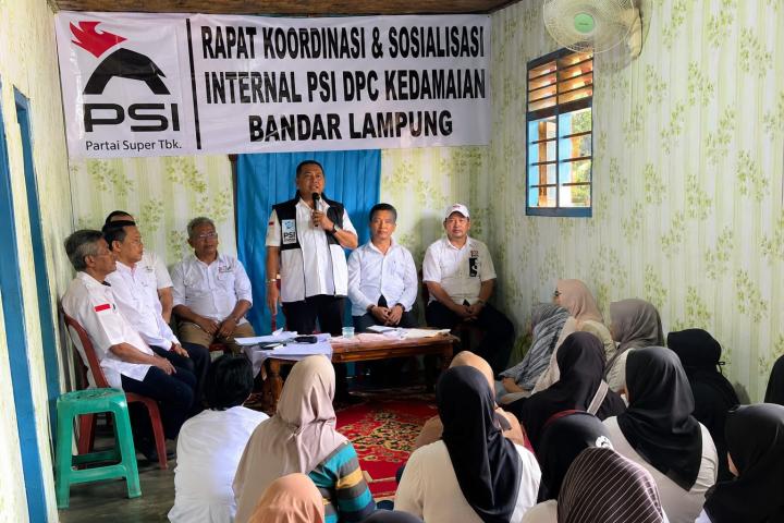 Publik Pertanyakan Bustami Zainudin anggota DPD atau anggota Partai PSI.